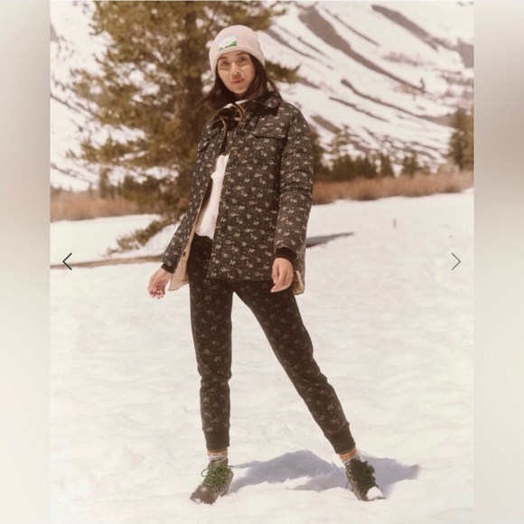 NWT THE GREAT. Reversible Down Trapper Puffer Wilderness Floral & Pink - Picture 3 of 6